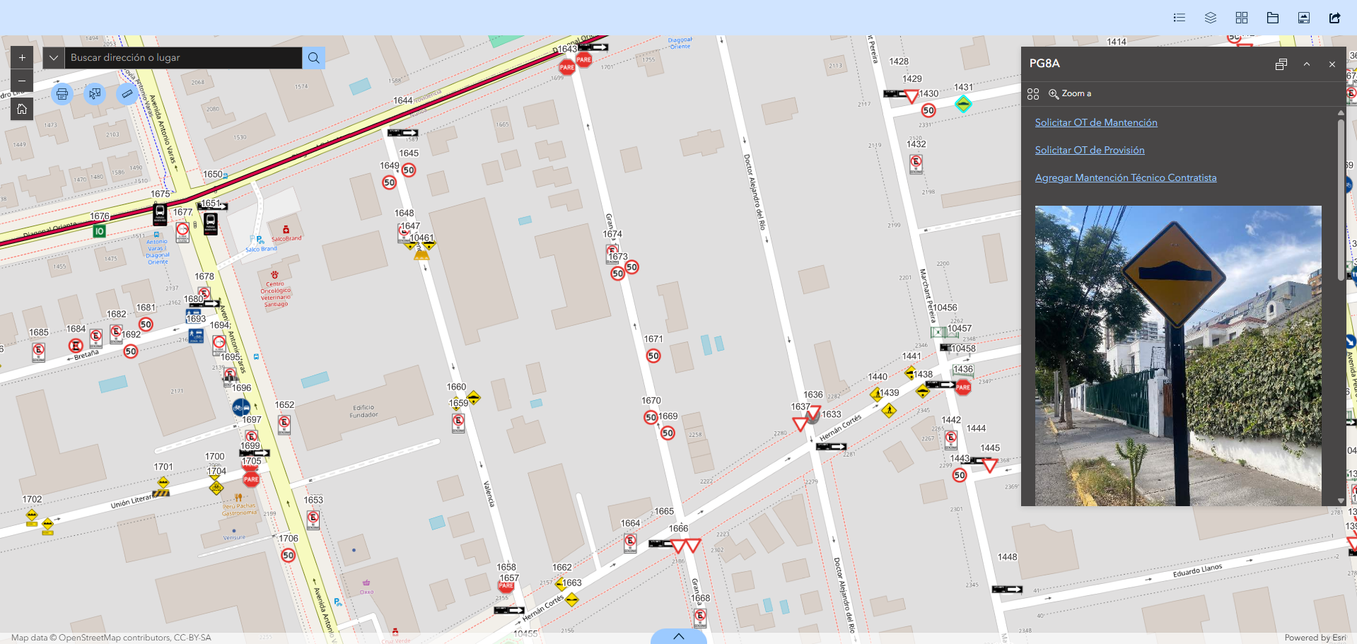 Ficha de una señal con fotografía y accesos para solicitar órdenes de trabajo